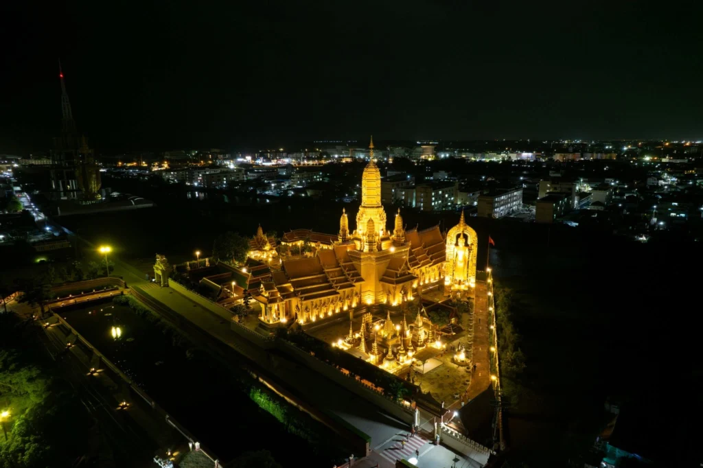 เมืองโบราณ