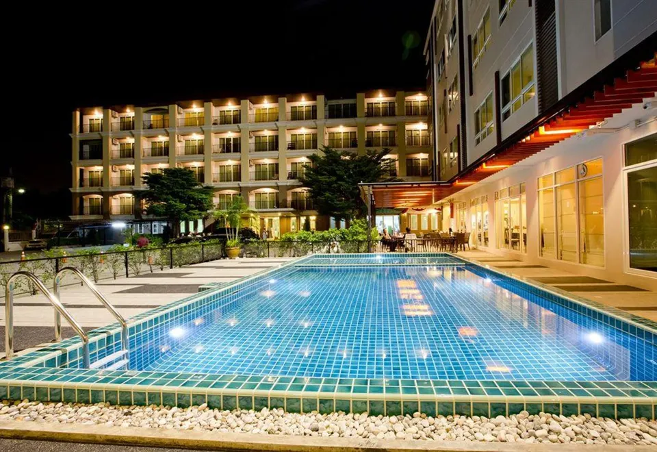 โรงแรมสินสุวรรณ แอร์พอร์ต สวีท
