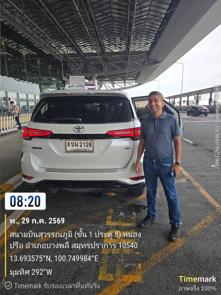 เช่ารถ 7 ที่นั่งและเช่ารถครอบครัว Toyota Fortuner